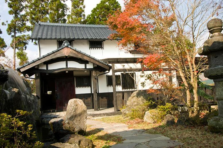 Kurokawa Mori No Cottage Minamioguni Exterior photo